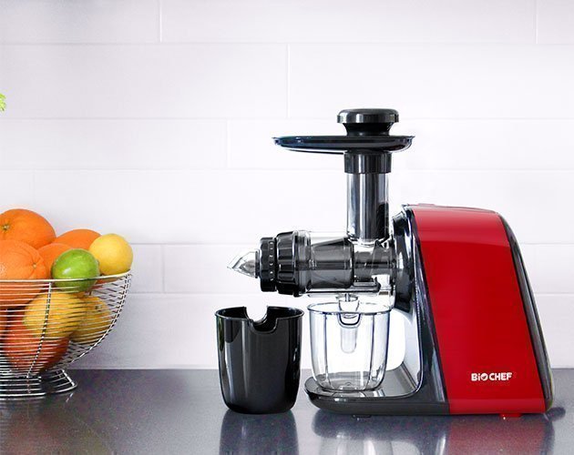 BioChef-Axis-Compact-Juicer-Lifestyle-2 BioChef-Axis-Compact-Juicer-Lifestyle-2